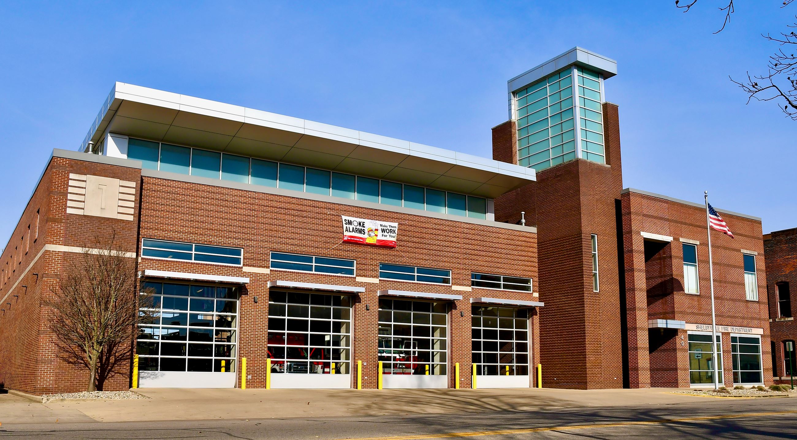 exterior picture of shelbyville fire department station on broadway